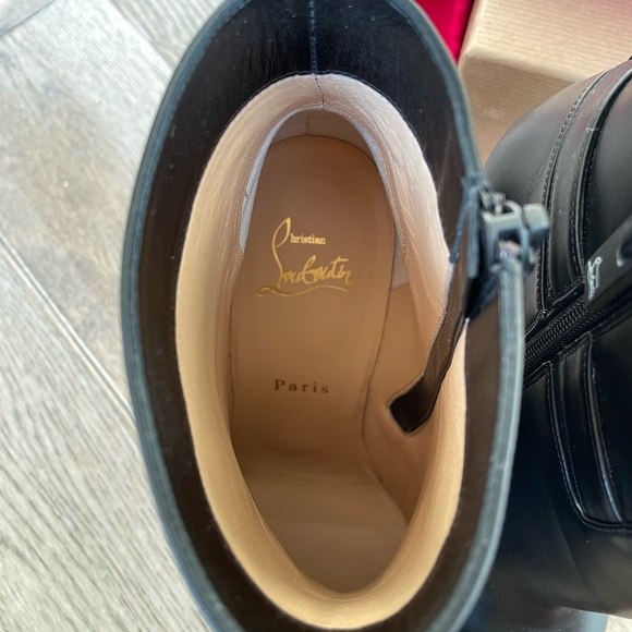 Louboutin Lock So Kate Bootie 100mm - Picture 6 of 16